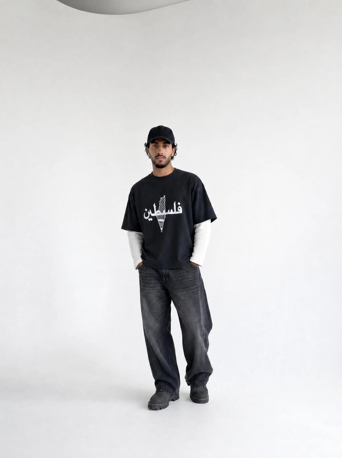 Black Tee